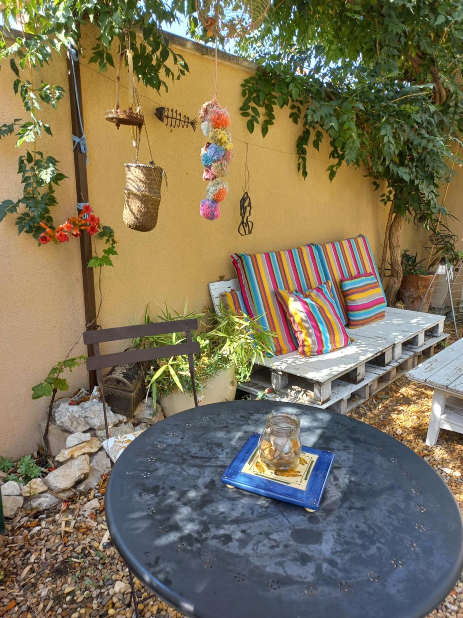Cocon Provençal B&B Chambre - SdB - Terrasse privée&Piscine à Saint Chamas Esterno foto